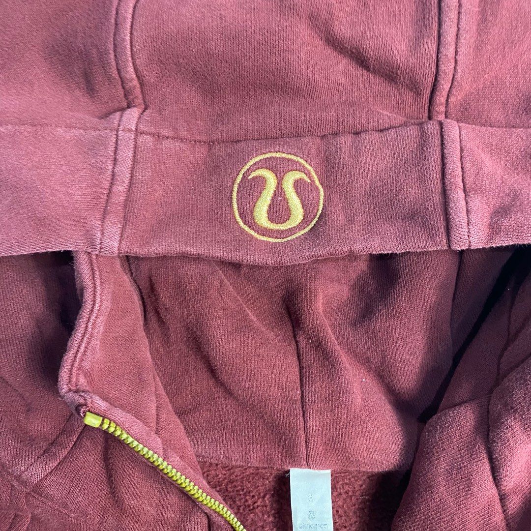 Lululemon Scuba Full Zip (Category: Coats, Jackets and Outerwear) located in Angeles City. Submitted by driptee_ph22 (Listing ID 1382834324, Image 3). Description: Lululemon Scuba Full Zip Size:6 W-18 L-24 Wash red no Issue 700+sf.