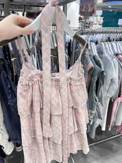 幫幫手🙏🏻連吊牌 原價$140 全新MAPLE粉紅色吊帶上衣砂質高貴送頸繩🩷64231048761219110