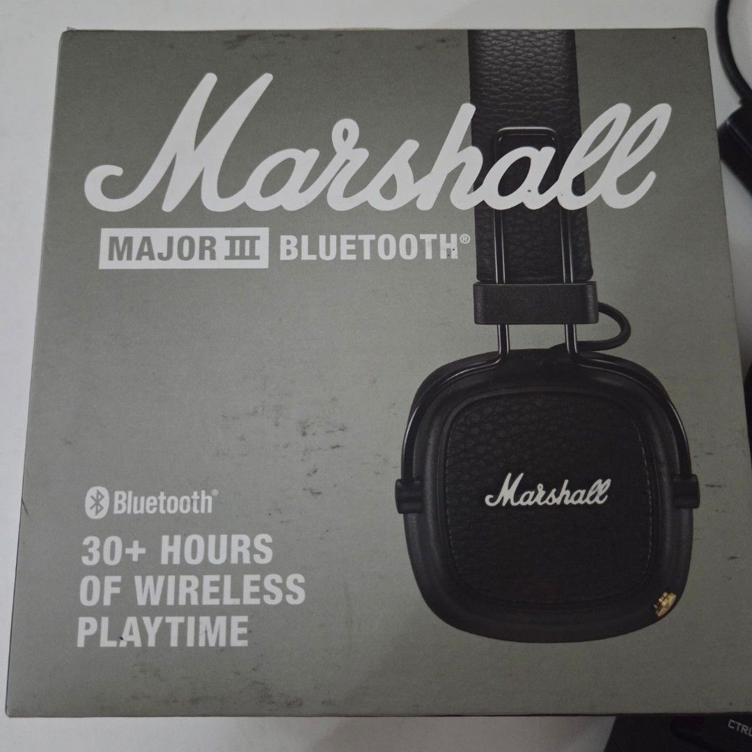 Marshall Major 3 (Category: Headphones & Headsets) located in Pasig City. Submitted by closetcosette (Listing ID 1382770959, Image 1). Description: Perfectly working, just need to replace the head band and the ear pads..