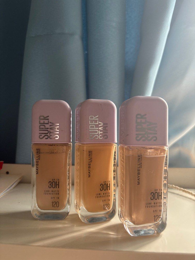 Maybelline Superstay Lumi-Matte (Category: Makeup) located in Binan City. Submitted by _0000 (Listing ID 1382725528, Image 2). Description: ₱350 each Few pumps used ₱699 mall price Expiry 2027 .
