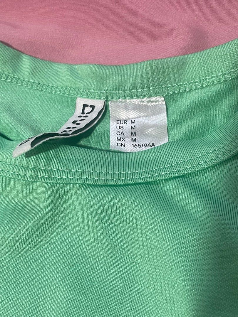 H&M Mint Green Satin Tank Top (Category: Sleeveless) located in Las Pinas. Submitted by margikey (Listing ID 1382788155, Image 2). Description: •M on tag (fits S-M) •Satin fabric •presko top 📌Las piñas 💵Gcash 🚚J&T.