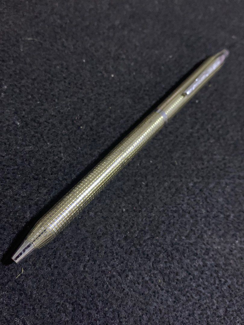 Montblanc very rare 1970s (Category: Stationery & School Supplies) located in Manila. Submitted by miah_collectiblesurplus (Listing ID 1382721783, Image 1). Description: 15,000 pesos Location: Valenzuela 1970s Montblanc pen hold multiple ink colors from Japan item.