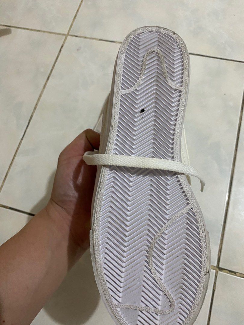 Nike Court Legacy (Category: Sneakers) located in Manila. Submitted by eli024 (Listing ID 1382826936, Image 2). Description: Used once, Na stock lang po, need cleaning. .