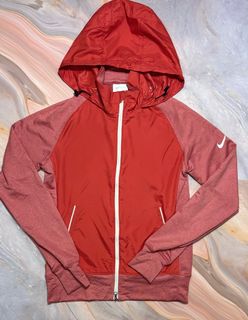 (Kategori: ) berada di . Dikirim oleh kinisporty (ID iklan 1382757803, Gambar 1). Deskripsi: .