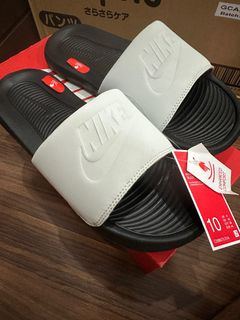 (Category: ) located in . Submitted by dripvuitton (Listing ID 1382781546, Image 1). Description: .