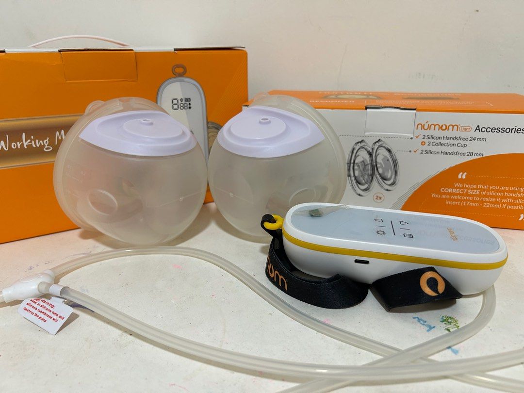 Numom Light (Category: Breastfeeding & Bottle Feeding) located in Kulai. Submitted by sofea.adien (Listing ID 1382842258, Image 2). Description: Lightly used as i prefer pam corong. I also provide 4 pcs 19 mm / 21 mm inserts. 2 x 24 mm silicone 2 x 28 mm silicone (1 lightly used, 1 unused) 2 x cups 2 x diaphragms 2 x plastic cover 2 x Y tube 4 x inserts Might give some breastfeeding free give (collection cup/breast pad) Nego till let go.