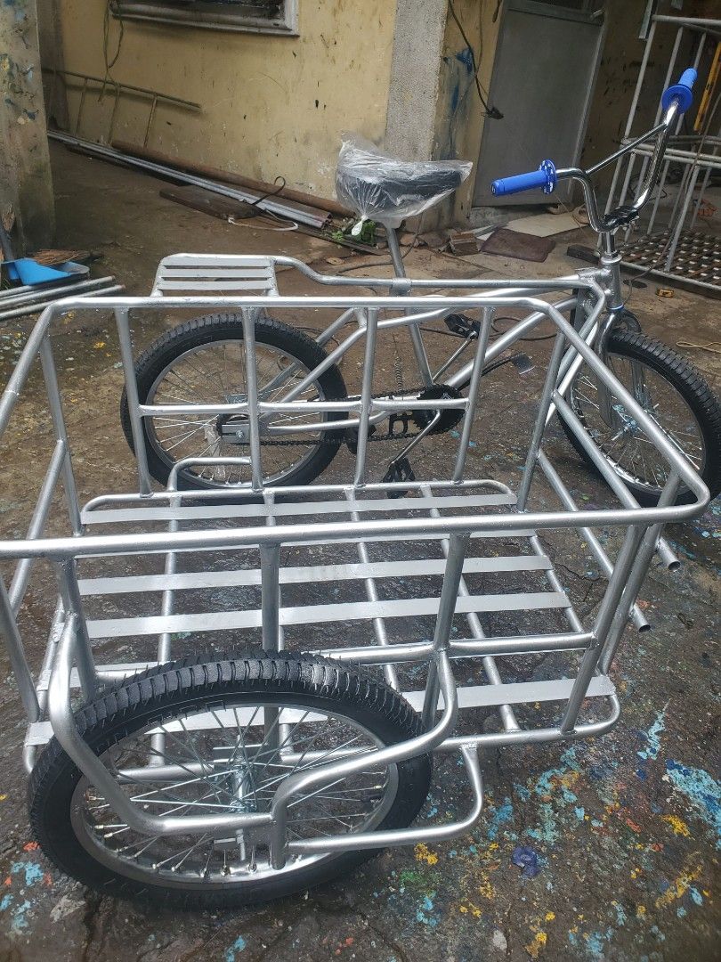 Padyak sidecar (Category: Bicycles) located in Manila. Submitted by fastmountain_dfe013 (Listing ID 1382800746, Image 2). Description: custom made sidecar with bike,standard size 35inch Lenght,24 inch width.. regular jumbo tire 20x2.125 heavy duty,all parts brandnew.. pick up or lalamove arrangement location 123 san juan evangelista st payatas A QC..