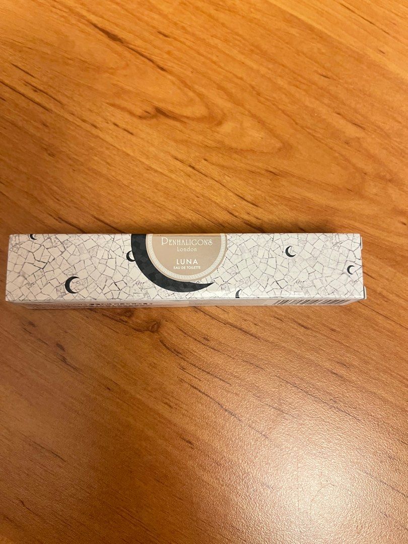 由 angelkimi (刊登 ID 1382857491，圖片 1) 提交，位於 新北市 (New Taipei) 的 Penhaligon'S 潘海利根 Luna 月亮女神淡香水 EDT 10ml (附盒) (類別：香水、體香劑)，說明：。