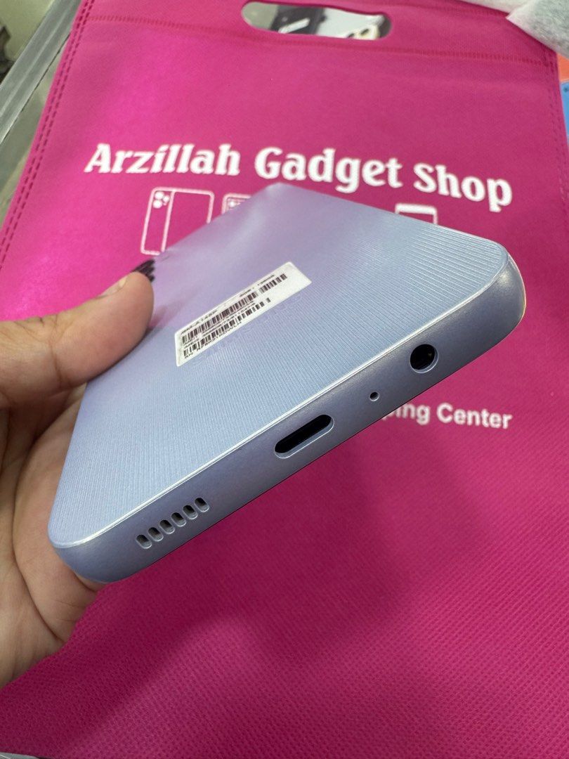 Samsung A14 (6/128gb) (Category: Samsung) located in Manila. Submitted by arzillah (Listing ID 1382837762, Image 3). Description: Samsung A14 128gb 6gb ram Openline Dual sim Slightly used No issue All working Open for COD/COP + SF Manila area (sameday delivery) Province area (via LBC) required DP to avoid cancellations Physical store: Greenhills Shopping Center, 2ndfloor Contact#: 09482217224 Page: Arzillah Gadgets Shop Fb: Princess Arzillah.