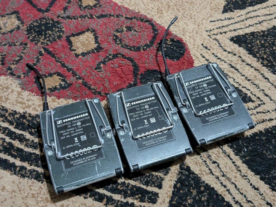 Sennheiser SK100 G3 Body Pack Transmitters (Category: Microphones) located in Makati City. Submitted by thepatentedmill.ph (Listing ID 1382713827, Image 3). Description: - Sennheiser SK100 G3 Body Pack Transmitters - User Good Working Condition - 7/10 Overall Cosmetics due to usage - Selling as a Spare Body/for Parts or Extra Unit. - Price: 3,000 / Each Unit Note: Transmitter Only (No Receiver).