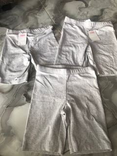 (Kategori: ) berada di . Dikirim oleh preloved_acha1 (ID iklan 1382787033, Gambar 1). Deskripsi: .