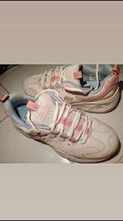 (Kategori: ) berada di . Dikirim oleh anindamari61781 (ID iklan 1382687388, Gambar 1). Deskripsi: .