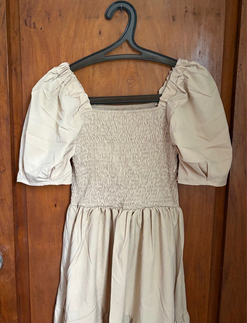 Smocked Dress (Category: Dresses) located in Quezon City. Submitted by lencollado (Listing ID 1382737958, Image 1). Description: .