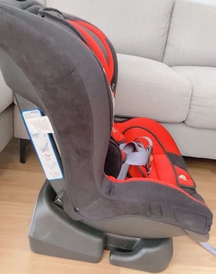 Sparco Safety Car Seat (Category: Car Seats) located in Kuala Lumpur. Submitted by funfun_ing (Listing ID 1382755111, Image 3). Description: Sparco Safety Car Seat -lightly used -condition: 8/10.