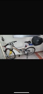 (Category: ) located in . Submitted by i.sell.windows.surface (Listing ID 1382805584, Image 1). Description: .
