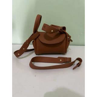 (Kategori: ) berada di . Dikirim oleh lalalanndshop (ID iklan 1382774015, Gambar 1). Deskripsi: .