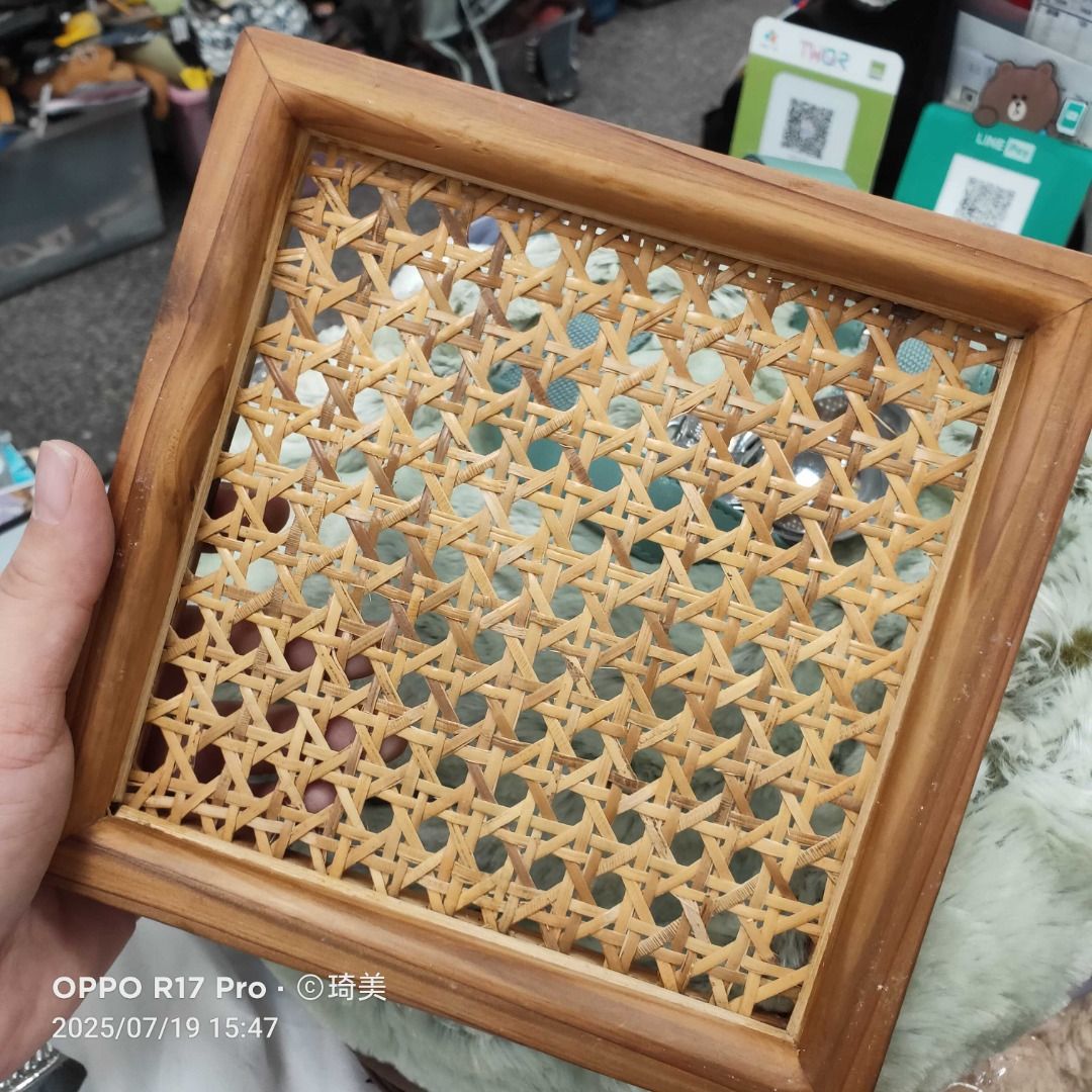 由 wowbk85 (刊登 ID 1382757995，圖片 3) 提交，位於 彰化縣 (Changhua) 的 *TOMOOD手工實木方型藤編淺盤托盤-18*18CM$250 (類別：居家改善及收納用品)，說明：。