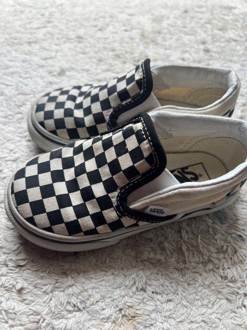 Vans Kids Shoes (Category: Babies & Kids Fashion) located in Johor Bahru. Submitted by juanafdzlh (Listing ID 1382763391, Image 3). Description: .