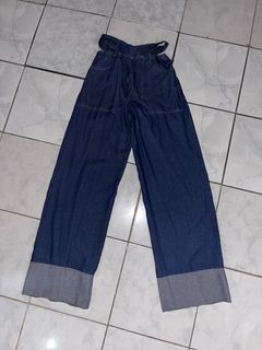 (Kategori: ) berada di . Dikirim oleh lovedbynaz (ID iklan 1382756152, Gambar 1). Deskripsi: .