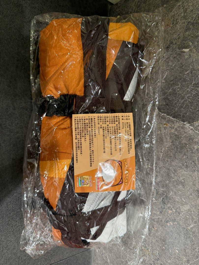 由 zora_lovelife (刊登 ID 1382721390，圖片 2) 提交，位於 新北市 (New Taipei) 的 白爛貓x弘爺 野餐墊 (類別：地毯)，說明：。