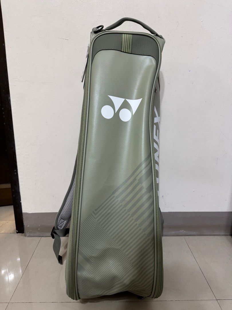 由 a963075 (刊登 ID 1382791724，圖片 2) 提交，位於 桃園市 (Taoyuan) 的 YONEX 網拍袋 (類別：球拍和球類運動)，說明：品名：6支裝拍袋 型號：BA02326EX 免運費。