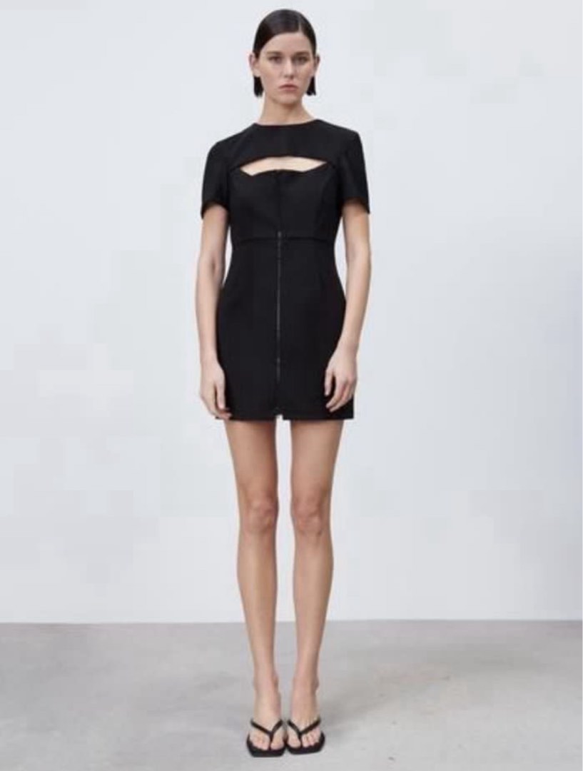 edikted denim dress Destinee Halter Mini – Size:7.5M dresses-sizeguide Curves Black 2 in