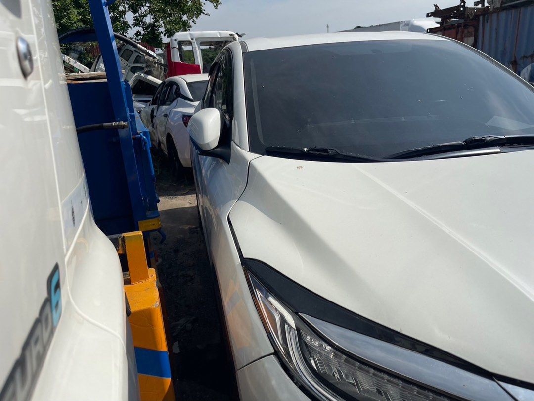 由 yicud123 (刊登 ID 1382933575，圖片 2) 提交，位於 高雄市 (Kaohsiung) 的 2020年 HONDA HRV 零件車拆賣（歡迎聊聊～ (類別：汽機車零配件)，說明：2020年 HONDA HRV 零件車 報廢車拆賣 #依零件報價 #高雄可自取，可以現場看，匯款後寄送 #HRV#2020年#全車拆賣 ＃依零件報價 有其他問題，歡迎聊聊～。