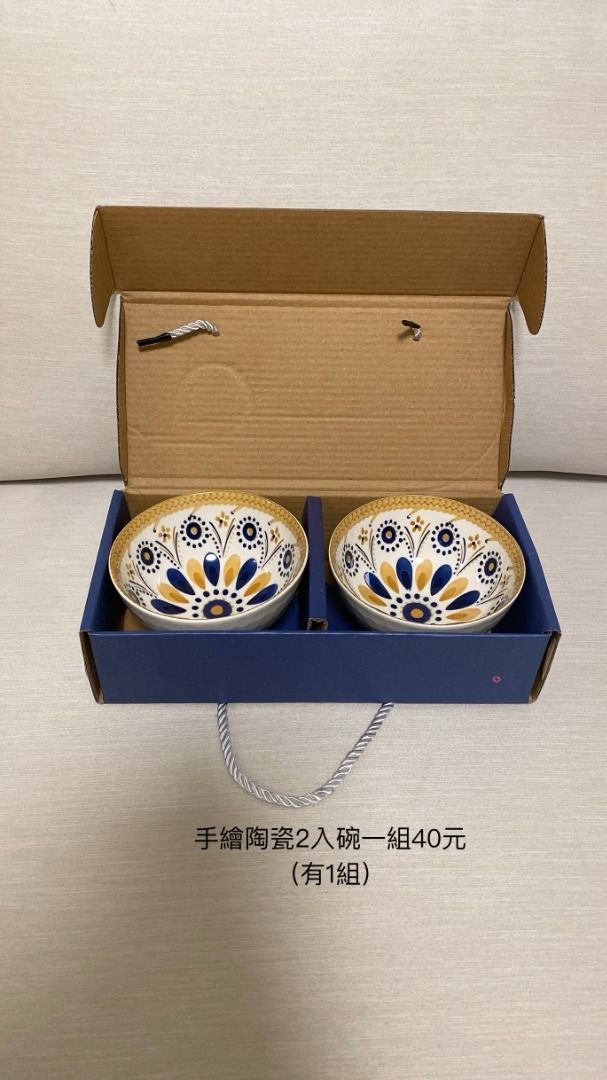由 ai0316 (刊登 ID 1382923131，圖片 1) 提交，位於 新竹市 (Hsinchu City) 的 手繪陶瓷2入碗 (類別：餐具和餐具)，說明：。
