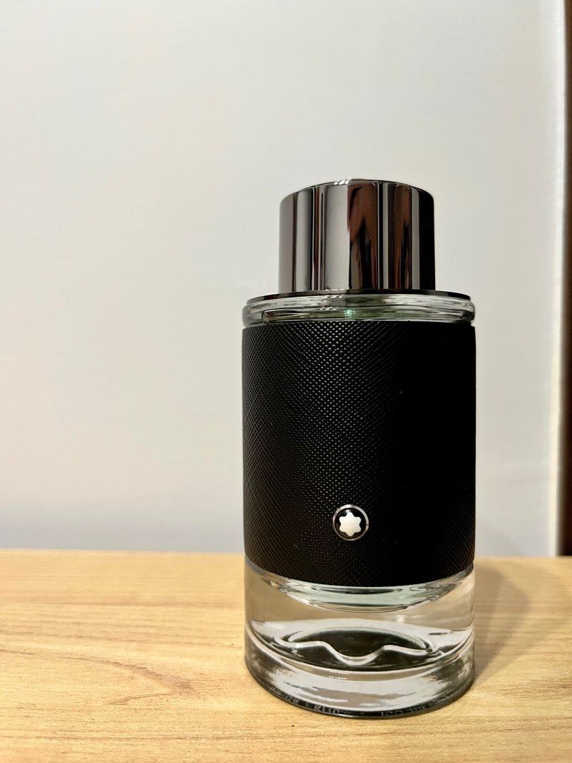 由 lemonxuan0528 (刊登 ID 1382962810，圖片 1) 提交，位於 台南市 (Tainan) 的 全新 100ml Montblanc Explorer 探尋旅者淡香精 (類別：香水、體香劑)，說明：專櫃$3900 佛系斷捨離 便宜賣 聞起來像剛洗完澡的冒險家 乾淨、有層次、不挑人 約會、上班、搭捷運都不會太過頭 但就是會讓人想多看你一眼 如果你不想香得太用力 帥但不囂張，這瓶剛剛好。