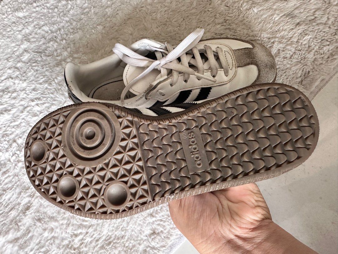 Adidas samba (Category: Babies & Kids Fashion) located in Shah Alam. Submitted by areyouz (Listing ID 1382923232, Image 3). Description: Uk 13.