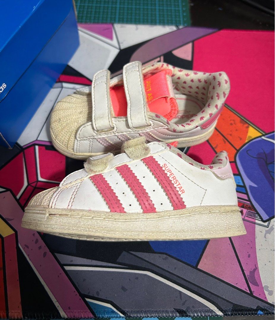 Adidas Superstar CF I (Category: Babies & Kids Fashion) located in Kuala Lumpur. Submitted by waffedropsmyclearancestuff (Listing ID 1382915763, Image 2). Description: Condition is 8/10; it just needs a wash as it’s been stored in the closet.