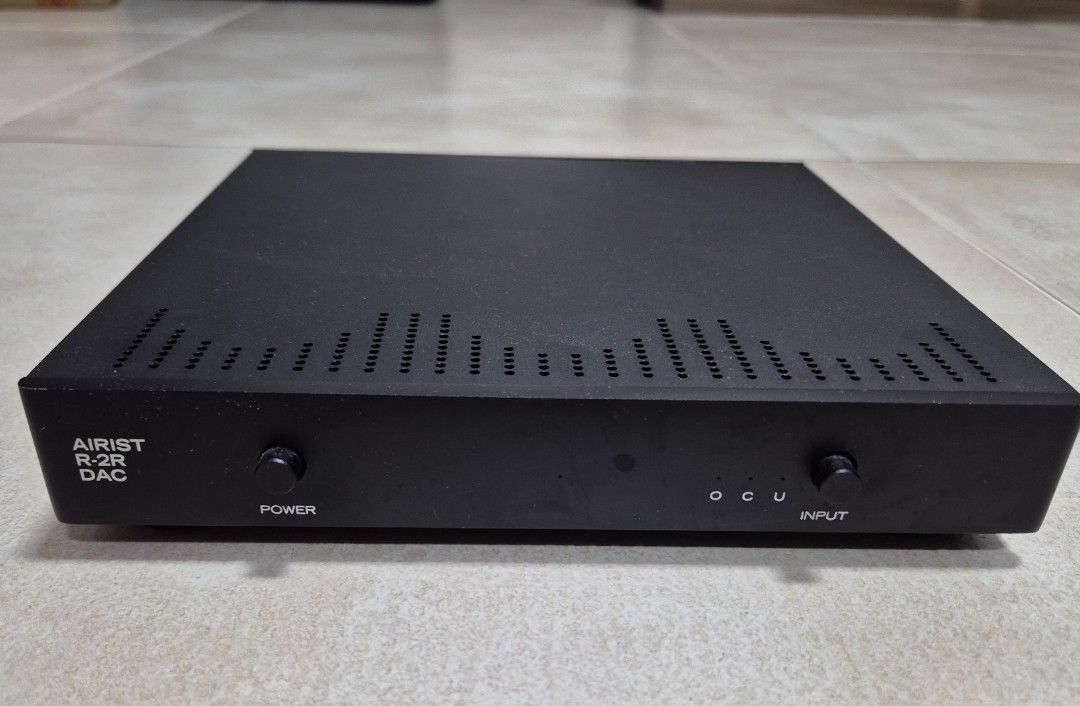 Airist R-2R DAC r2r63206344184579110
