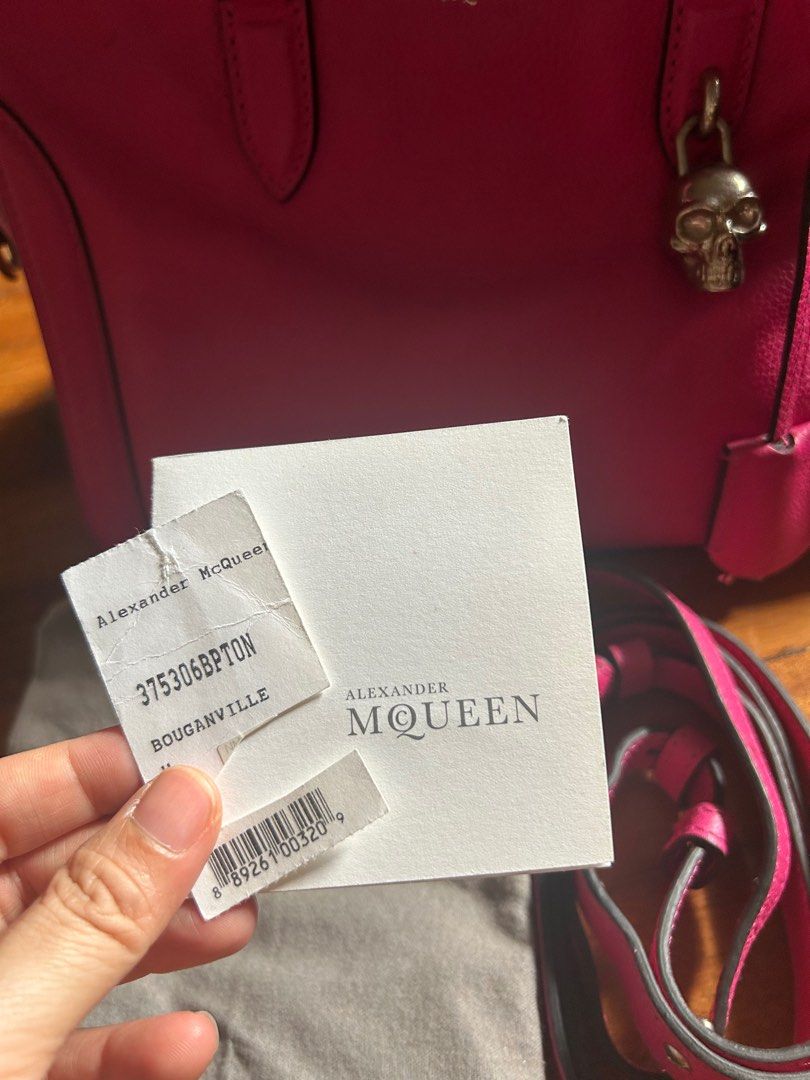 Alexander Mc Queen Skull bag (Category: Luxury Bags & Wallets) located in Makati City. Submitted by myterry1941 (Listing ID 1382939130, Image 3). Description: Mc Queen skull bag Bougainville Pink color Leather Silver skull hardware With straps and dust bag.