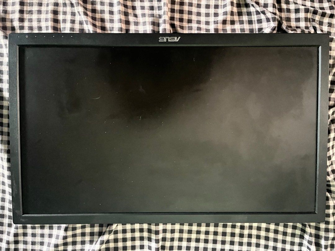 Asus Monitor (Category: Desktops) located in Manila. Submitted by thriftstoreph (Listing ID 1382933518, Image 1). Description: .
