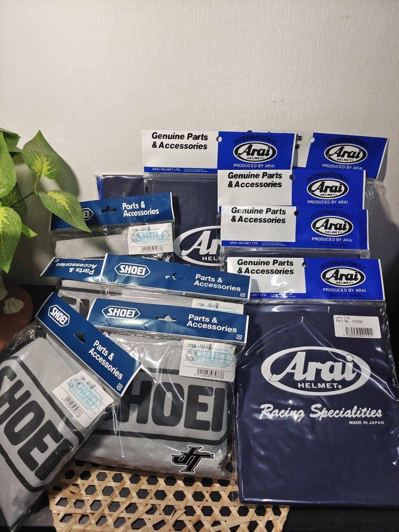 Bag Arai / Shoei (Category: Motorcycle Apparel) located in Singapore. Submitted by Arifpokku (Listing ID 1382991340, Image 1). Description: Authentic Arai @ Shoei Helmet bag Price: $ 30 each Location :westect building 237 Pandan Loop, Singapore 128424.