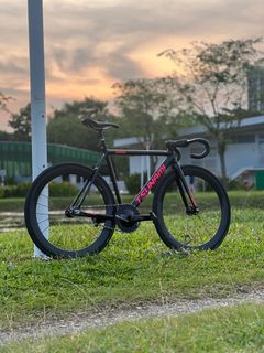 (Category: ) located in . Submitted by bblnd (Listing ID 1382995411, Image 1). Description: .