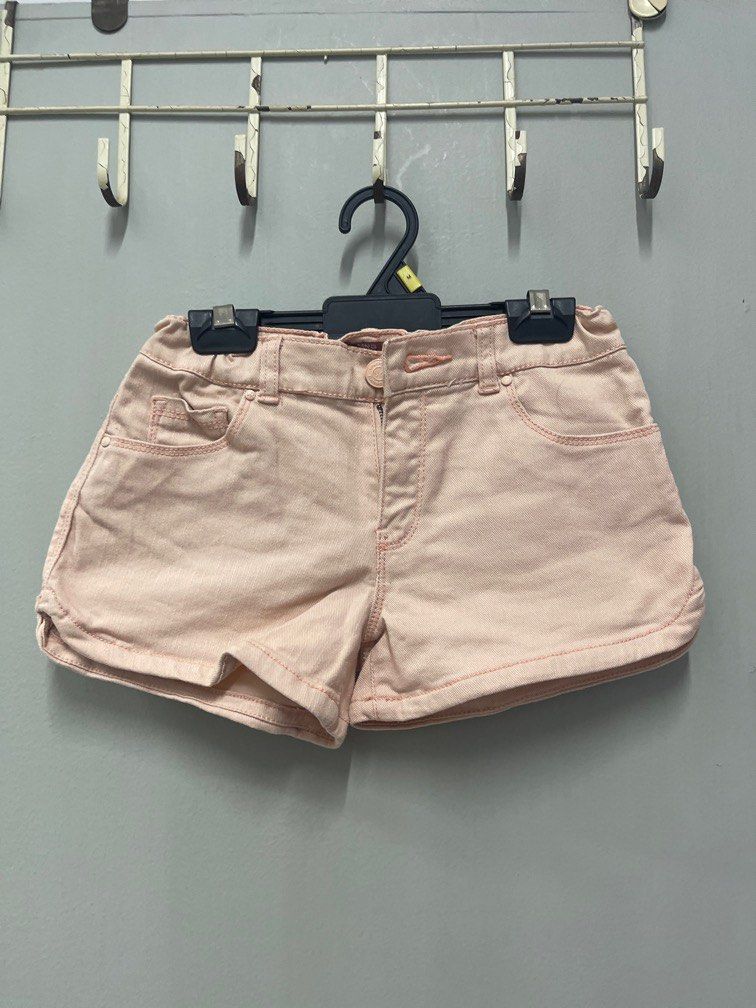 Bottoms (Category: Babies & Kids Fashion) located in Balakong. Submitted by kimkim2015 (Listing ID 1382891860, Image 1). Description: 140cm.