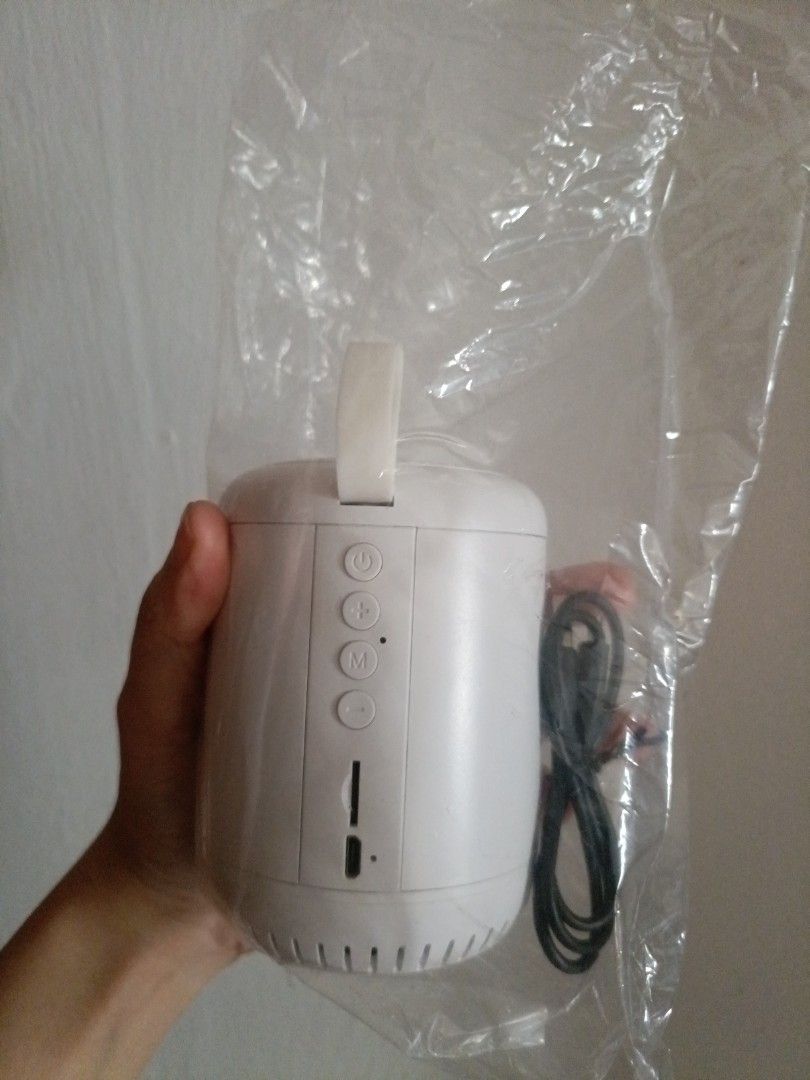 BT33 TWS Wireless Bluetooth Speaker63205306119555114
