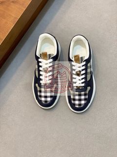 (Category: ) located in . Submitted by shoes_locker (Listing ID 1382981446, Image 1). Description: .
