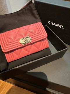 (Category: ) located in . Submitted by dailyluxury (Listing ID 1382977079, Image 1). Description: .