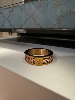 (Category: ) located in . Submitted by style_haven (Listing ID 1382933121, Image 1). Description: .