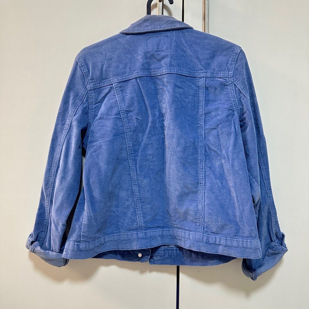 Corduroy jacket (Category: Coats, Jackets and Outerwear) located in Antipolo. Submitted by woozisruby (Listing ID 1383019231, Image 2). Description: .