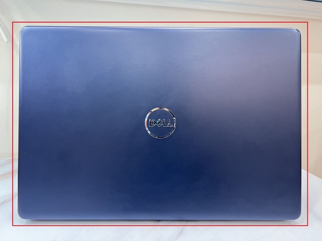 由 elba_digital (刊登 ID 1382998207，圖片 3) 提交，位於 高雄市 (Kaohsiung) 的 【艾爾巴二手】DELL i5-1035G1/8G/256G+1T/MX230 15.6吋 藍#二手筆電#屏東店N3V43 (類別：桌上電腦或筆記型電腦)，說明：DELL Inspiron 5593 i5-1035G1/8G/256G+1T/MX230 15.6吋 藍 𓍯𓂃𓏧♡ 機身外觀皆有輕微磨損、刮痕及貼紙痕跡，螢幕顯色四周輕微老化偏粉(無法完美呈現)，其餘按鍵功能皆正常。 ⚠️二手商品皆會有使用痕跡，請確認內文機況後，不介意者再下單購買，謝謝!! ⚠️ ⚝有含配件:原廠變壓器、"無"原廠盒裝 ⚝序號後五碼：*********N3V43 ⚝電池健康度 ：75%(依batteryreport測試，僅提供參考用，依實際使用狀況為主) 規格如下 ⚝螢幕：15.6吋 (對角線) ⚝作業系統：Windows 11 家用版 ⚝處理器 ：Intel(R)Core(TW)