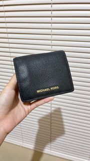 (Kategori: ) berada di . Dikirim oleh cerylll (ID iklan 1383023860, Gambar 1). Deskripsi: .