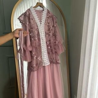 (Kategori: ) berada di . Dikirim oleh rentbysissy (ID iklan 1383064628, Gambar 1). Deskripsi: .