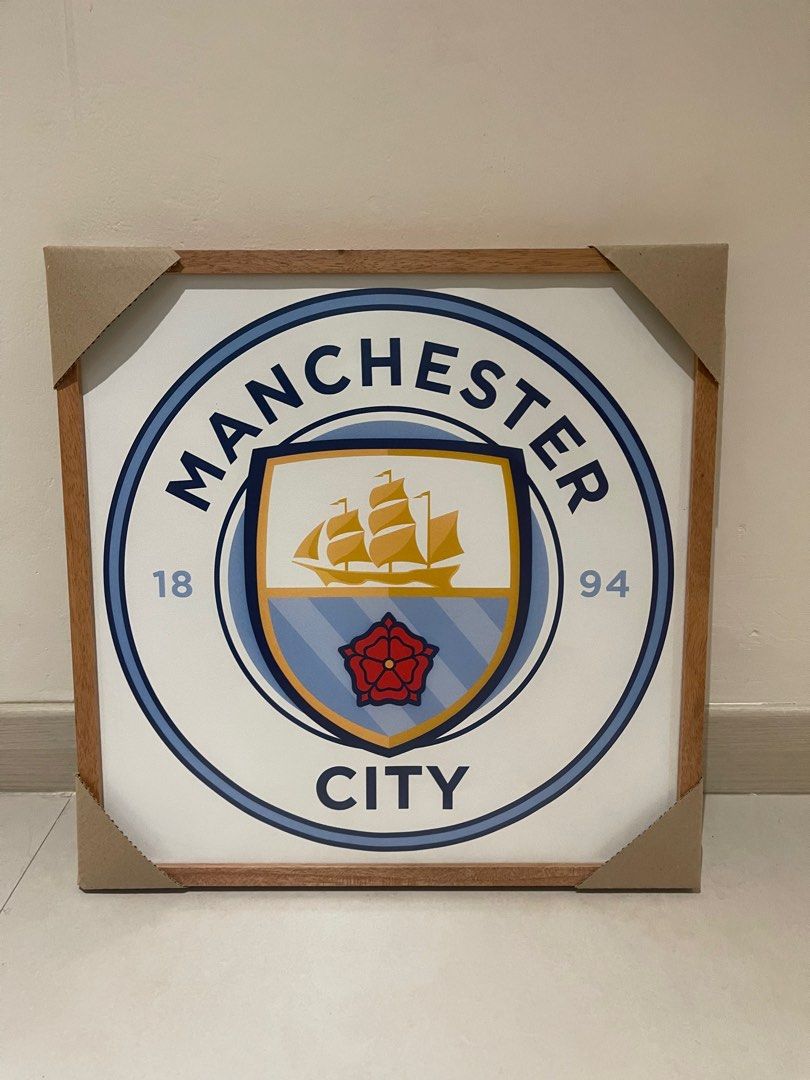 FRAME BINGKAI FOTO / LUKISAN BAHAN KAYU + KACA NEW SIZE 56x56cm (Kategori: Furnitur Antik) berada di Jakarta Pusat. Dikirim oleh vinaprisqla (ID iklan 1383005376, Gambar 1). Deskripsi: NEW NEW MASI SEGEL NO BARET. HADIAH GA TERPAKAI. BAHAN KAYU LAPIS KACA .