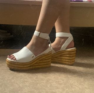 (Category: ) located in . Submitted by angelr_ (Listing ID 1383019155, Image 1). Description: .