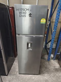 (Category: ) located in . Submitted by fridge666666 (Listing ID 1383068964, Image 1). Description: .