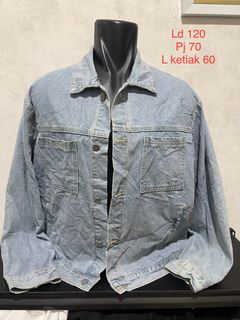(Kategori: ) berada di . Dikirim oleh atha_preloved (ID iklan 1382890770, Gambar 1). Deskripsi: .