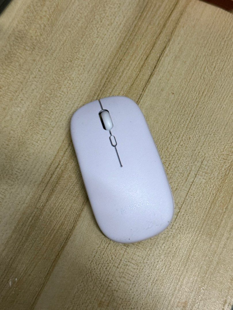 goojodoq wireless mouse (Category: Mouse & Mousepads) located in Caloocan City. Submitted by rlissa (Listing ID 1383031881, Image 1). Description: - new, used once lang to try but i didnt like it 🥹.